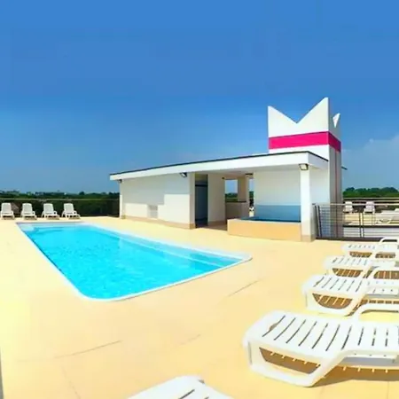 Apartment Rooftop Pool And Sea Nearby-beahost Bibione