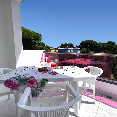 Rooftop Pool And Sea Nearby-beahost Apartment Bibione