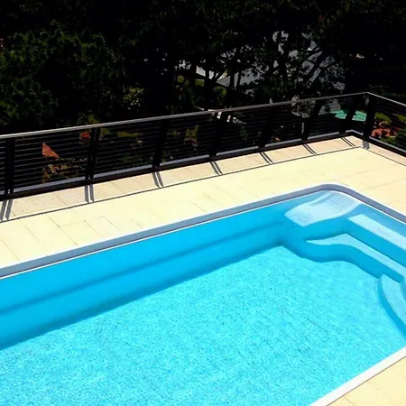Rooftop Pool And Sea Nearby-beahost