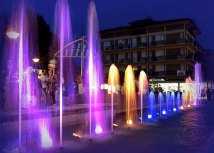 Rooftop Pool And Sea Nearby-beahost Bibione